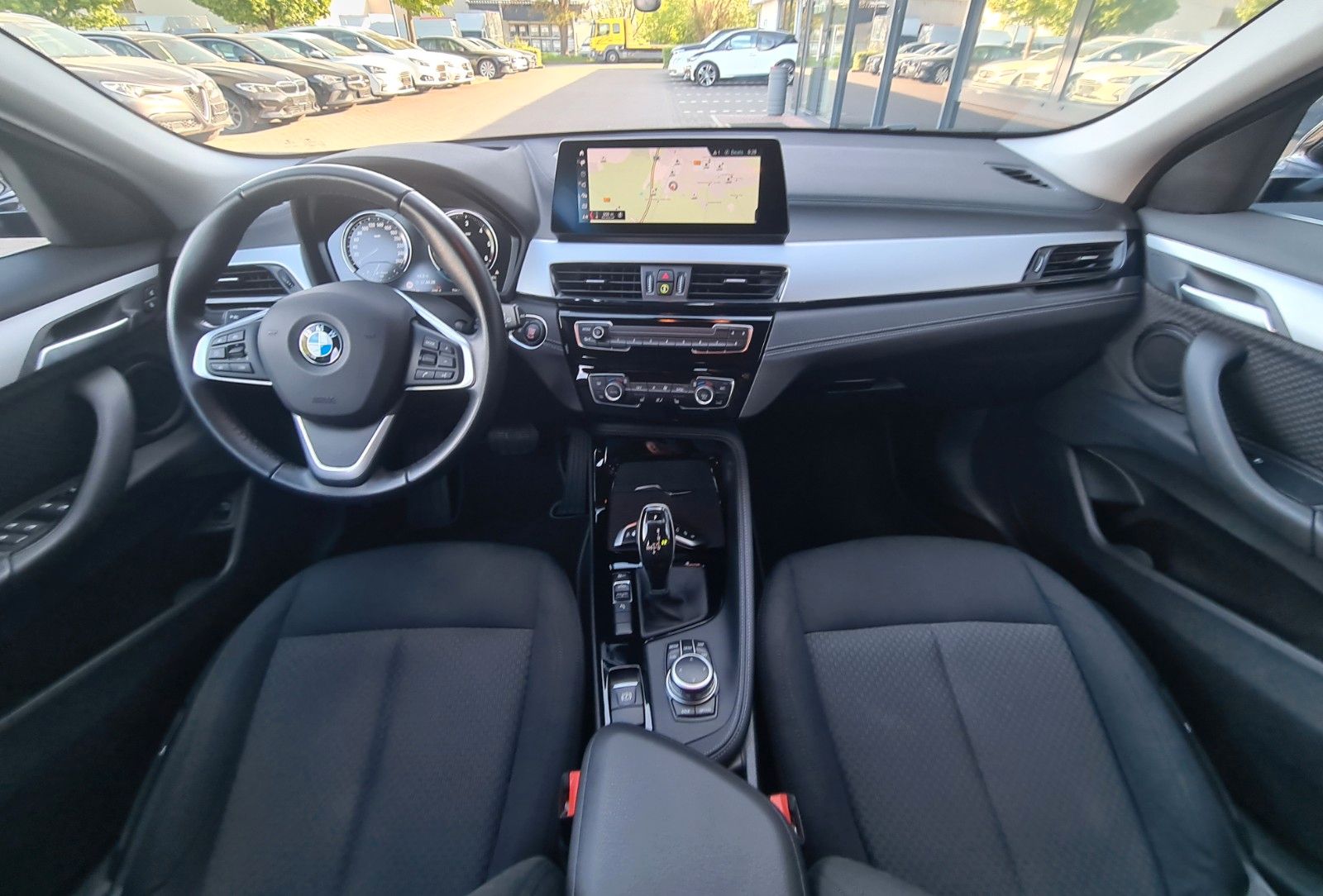 BMW X2 s18d Advantage - LED - NAVI+ - HUD - CAM - foto 11