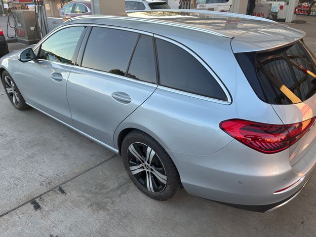 MERCEDES-BENZ C 180 T Avantgarde 