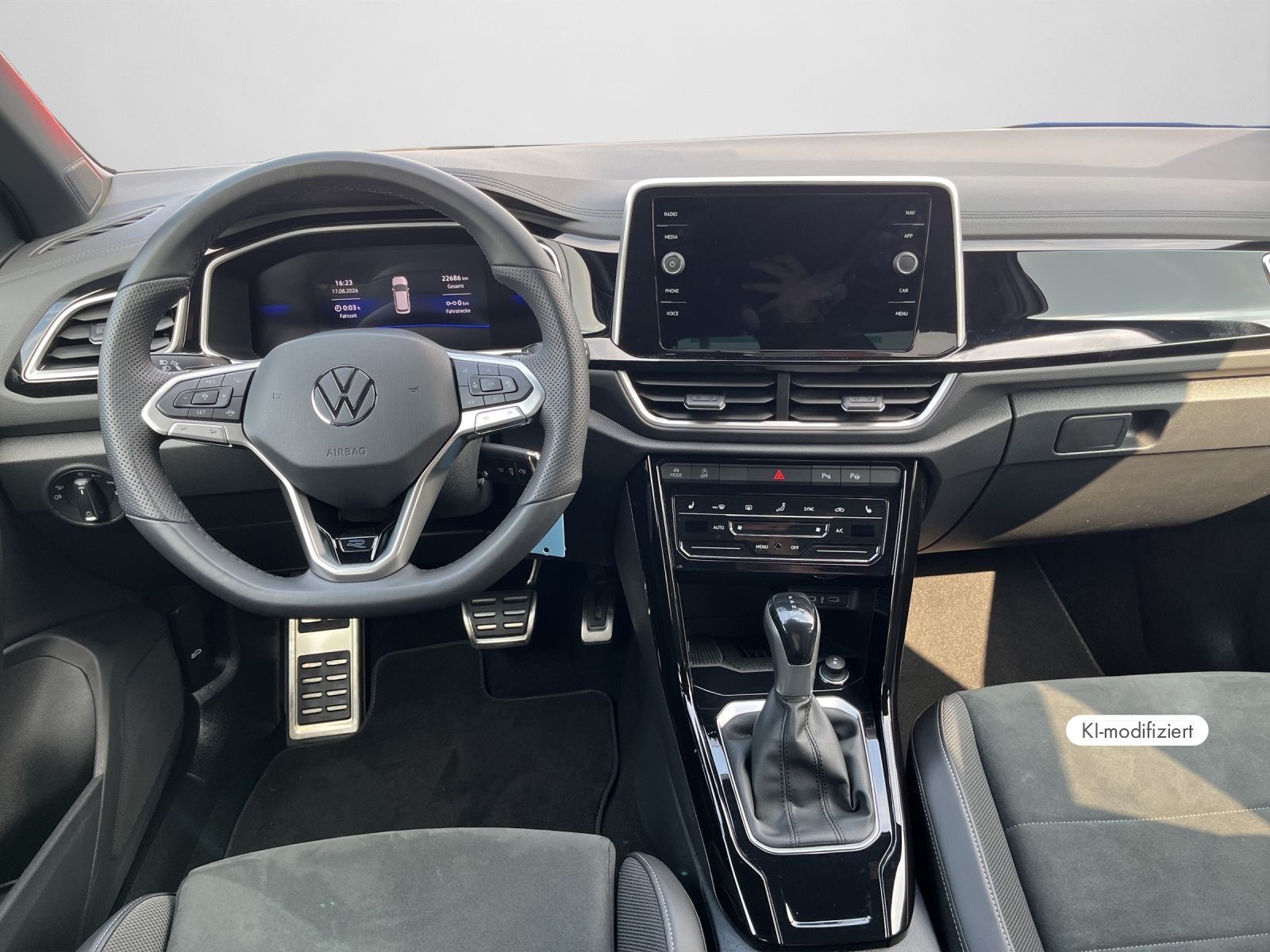 Volkswagen T-Roc R line 1.5 TSI DSG LED NAVI RFK AHK foto 4