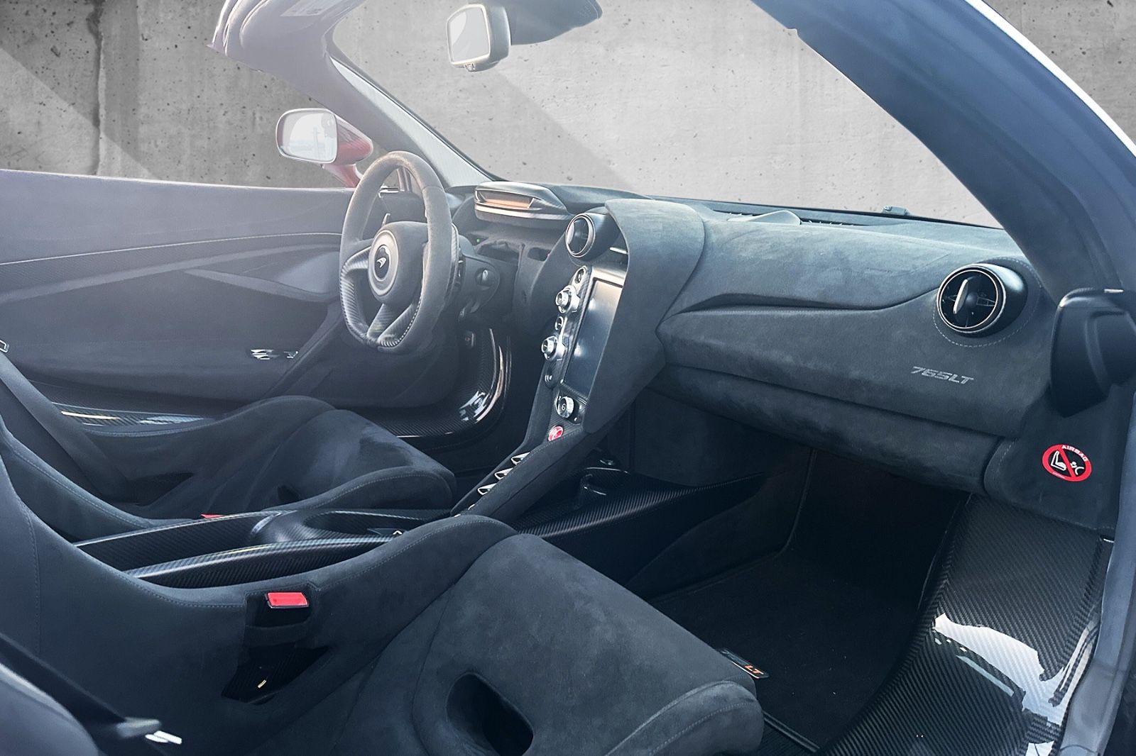 Fahrzeugabbildung McLaren 765LT Spider*All Carbon Packs*Stealth*Lift*