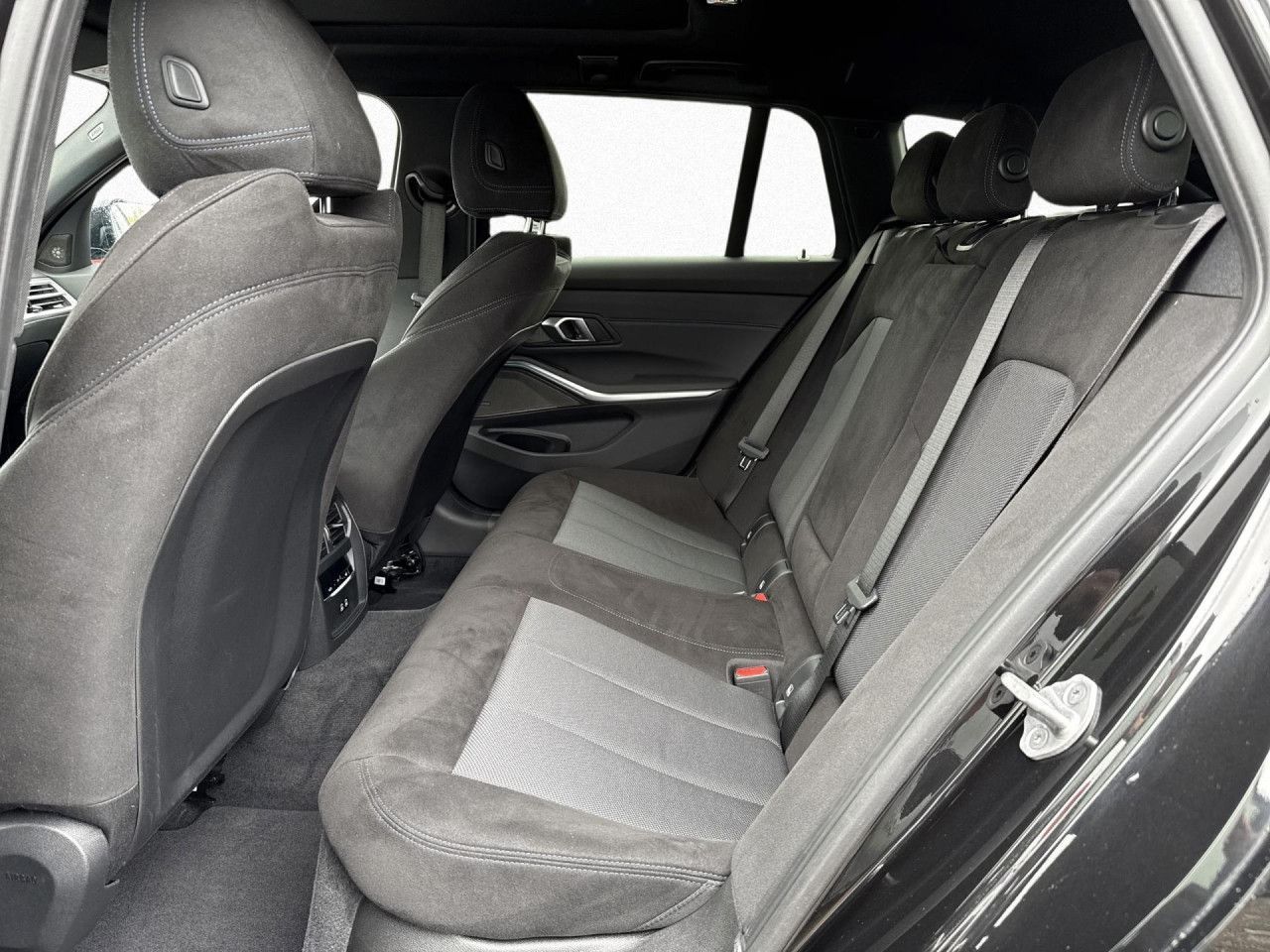 BMW 330 - Bild 18