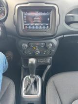 Jeep Renegade 1.3l T-GDI I4 Limited DCT Limited ACC  - rote Jeep Renegade