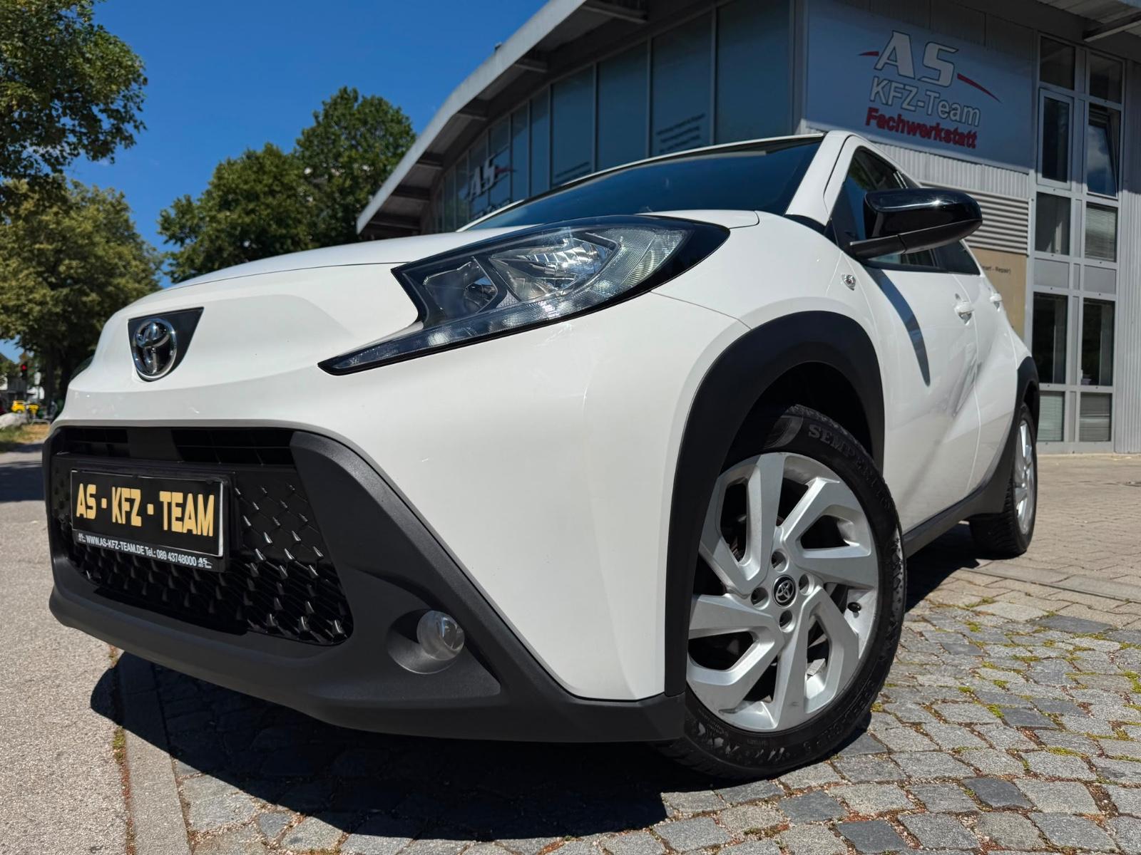 Toyota Aygo X Play Klima Kamera Multi Allwetterreifen