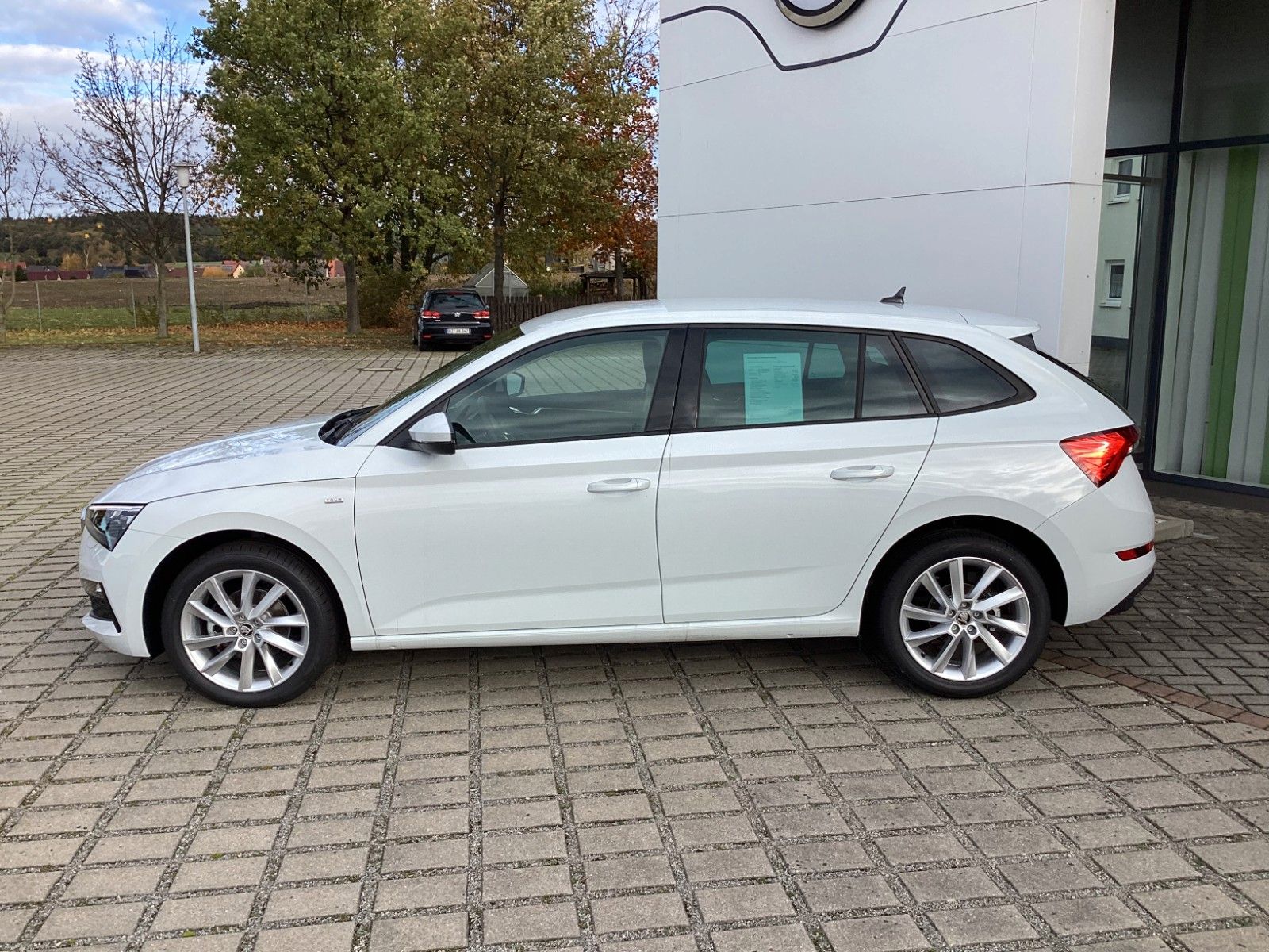 Fahrzeugabbildung SKODA Scala Tour 1.5 TSI 110 KW 6-Gang