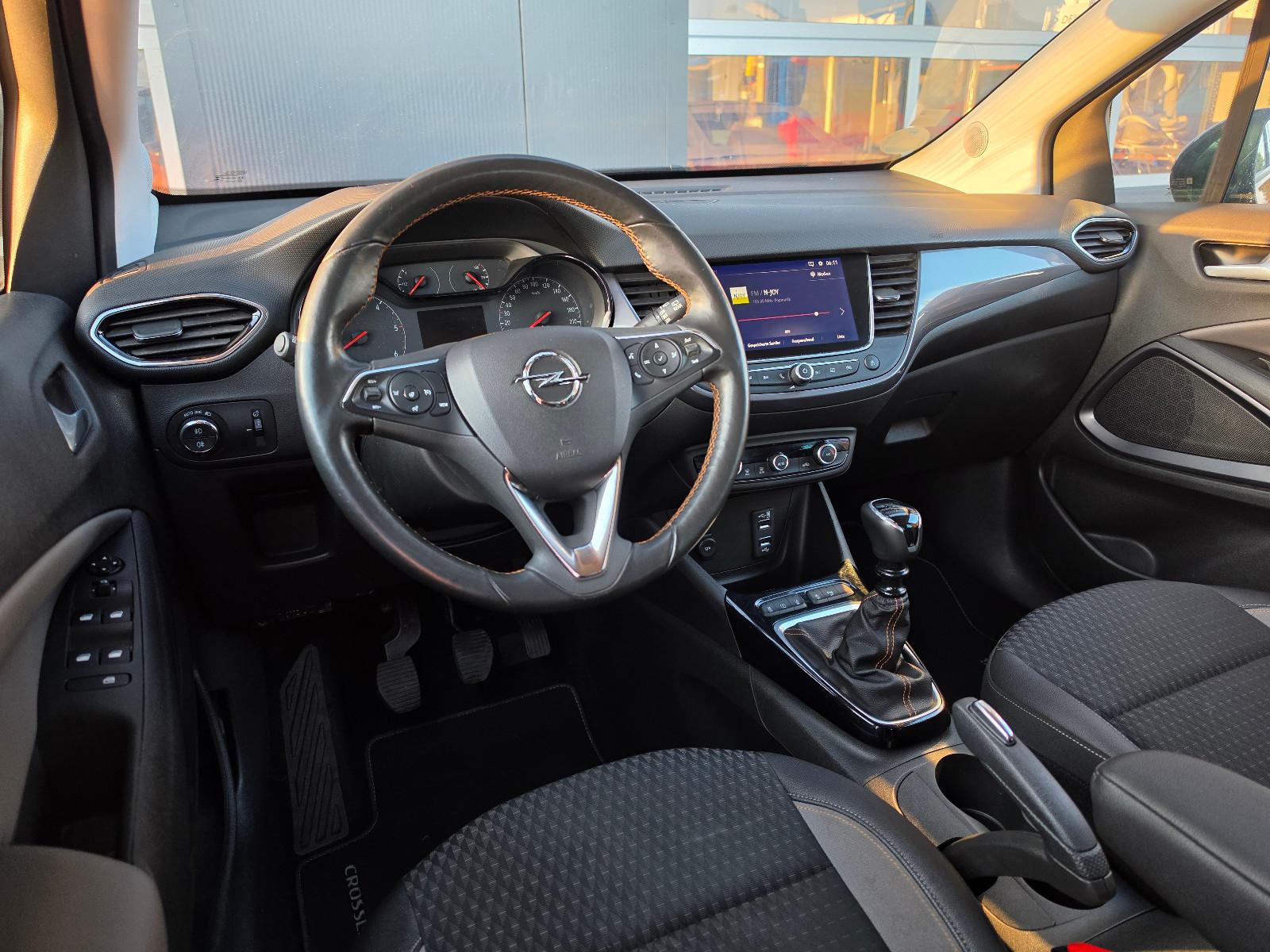 Opel Crossland (X) TÜV Neu/LED/AHK/CarPlay/Allwetter.