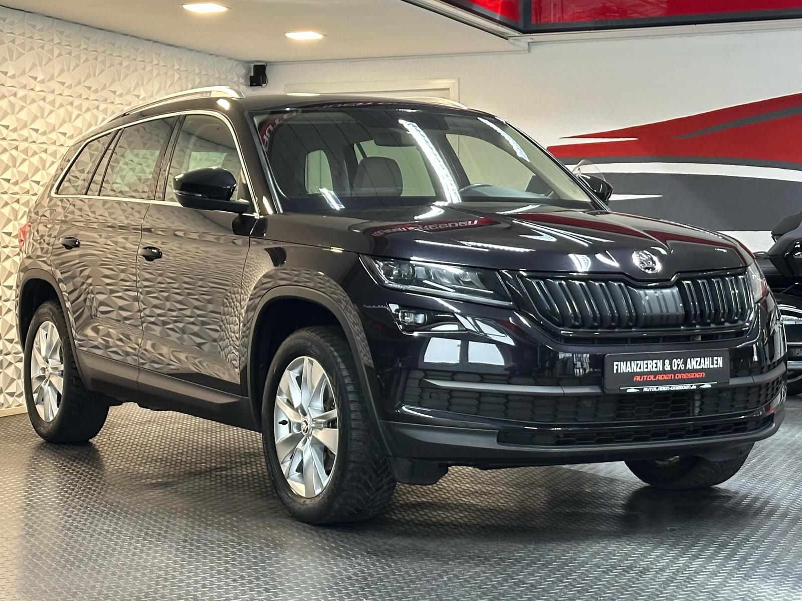 SKODA Kodiaq 2.0TDI STYLE 4x4 LED#ACC#SPUR#PDC#SHZ#FH - Image 2