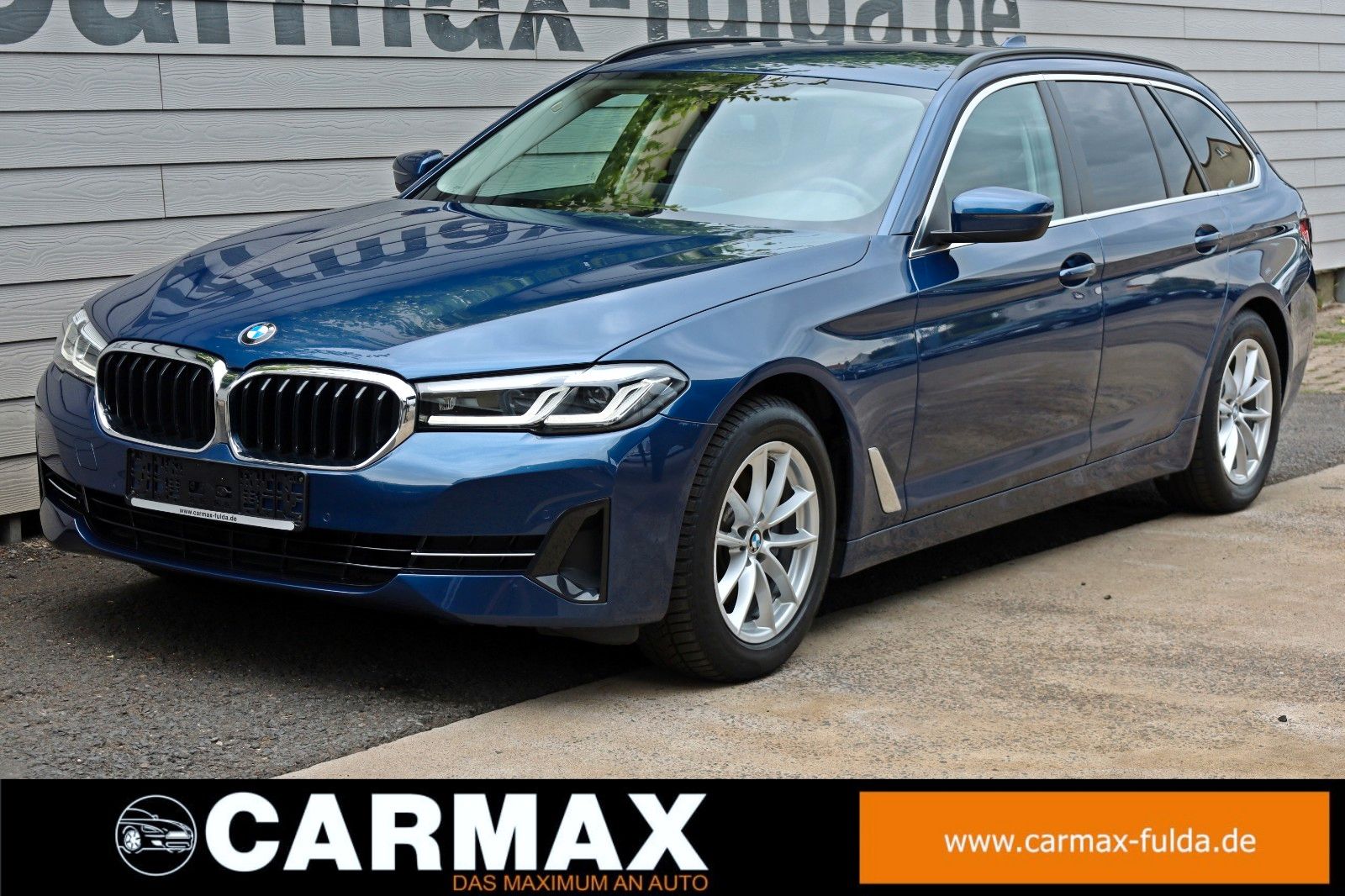 Fahrzeugabbildung BMW 520dA Touring Leder,Navi,LED,SH,PDC,el. AHK,Park
