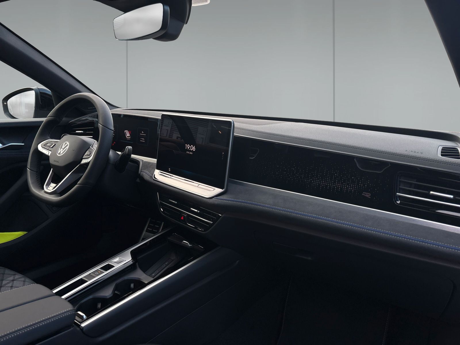 Volkswagen Passat Variant R-Line eHybrid AHK 19" HarmanKard imagem 3