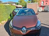 Renault Clio Experience 1.2 16V 75 Experience - Renault Clio: V
