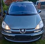 Peugeot 807 / 163 PS / Diesel / 7 Sitzer - Peugeot 807 mit Diesel-Antrieb: mit Navigationssystem