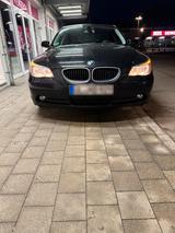 BMW E60 520i - BMW 520: E60 520i