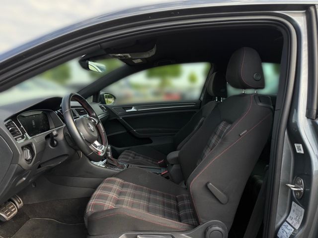 Golf GTI 7 VII 2.0 TSI Performance Navi AHK-klap