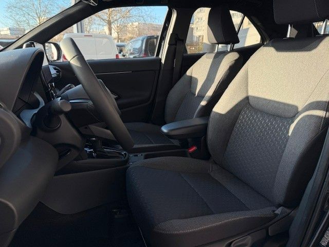 Fahrzeugabbildung Toyota Yaris Cross Teamplayer 1.5l Hybrid 130PS Kamera!