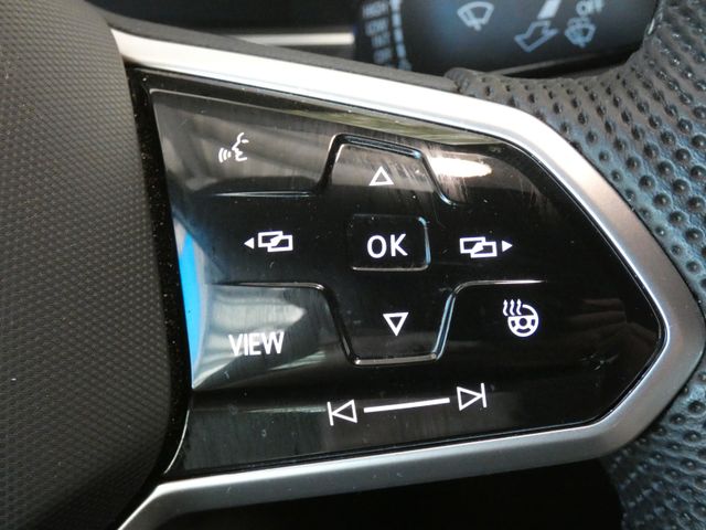 Tiguan 2.0 TDI R-Line AHK STHZ NAVI MATRIX LED
