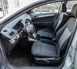Opel Astra H Lim. Edition  |KLIMA|CD-SPIELER| - Opel Astra mit Diesel-Antrieb: Limousine, Klimaanlage