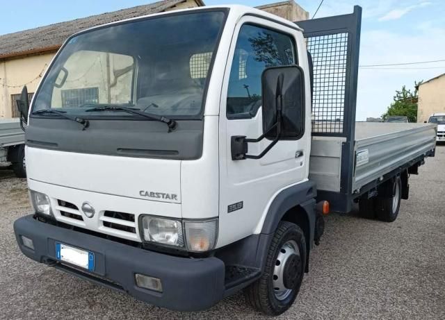 Nissan NISSAN CABSTAR CASSONE FISSO