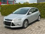 Ford Focus Lim. Titanium *TÜV Neu+Keyless+Andr&Apple* - gebrauchte Ford Focus aus dem Jahr 2012