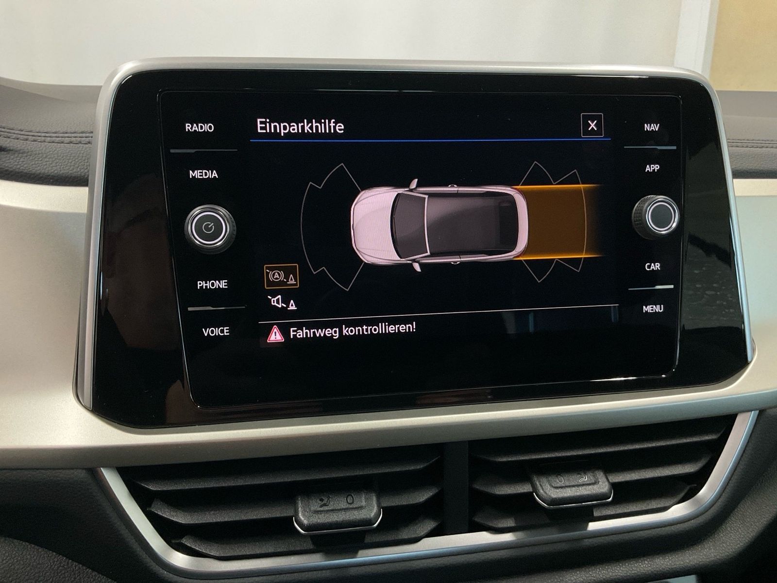 Volkswagen T-Roc - Bild 14