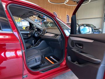BMW 218 Active Tourer *xDrive*AHK*2-Zonen*