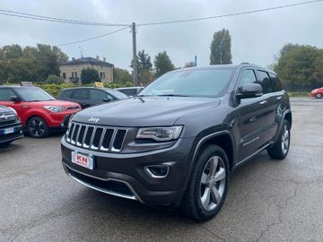 Jeep Grand Cherokee - 2