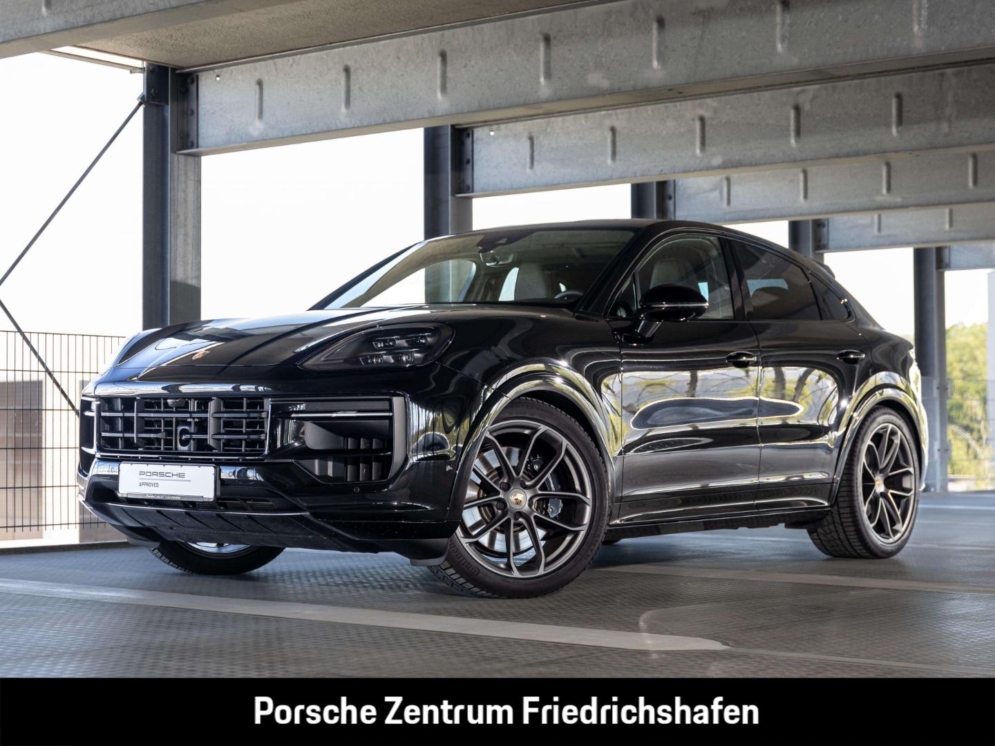 Porsche Cayenne GTS Coupe Burmester HA-Lenkung InnoDrive