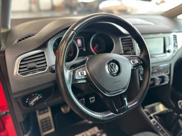 Volkswagen Golf  VII Allstar *LED*Navi*Kamera*AHK Schwenkb*