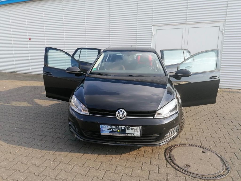 Image of Volkswagen Golf