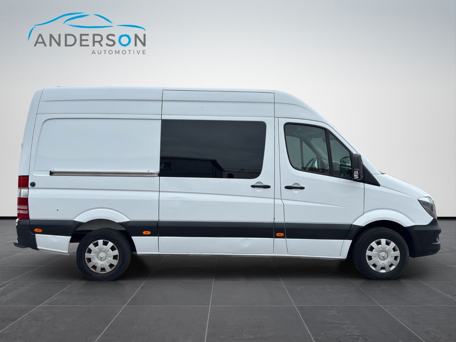 Fahrzeugabbildung Mercedes-Benz SPRINTER II KASTEN 216 CDI AHK