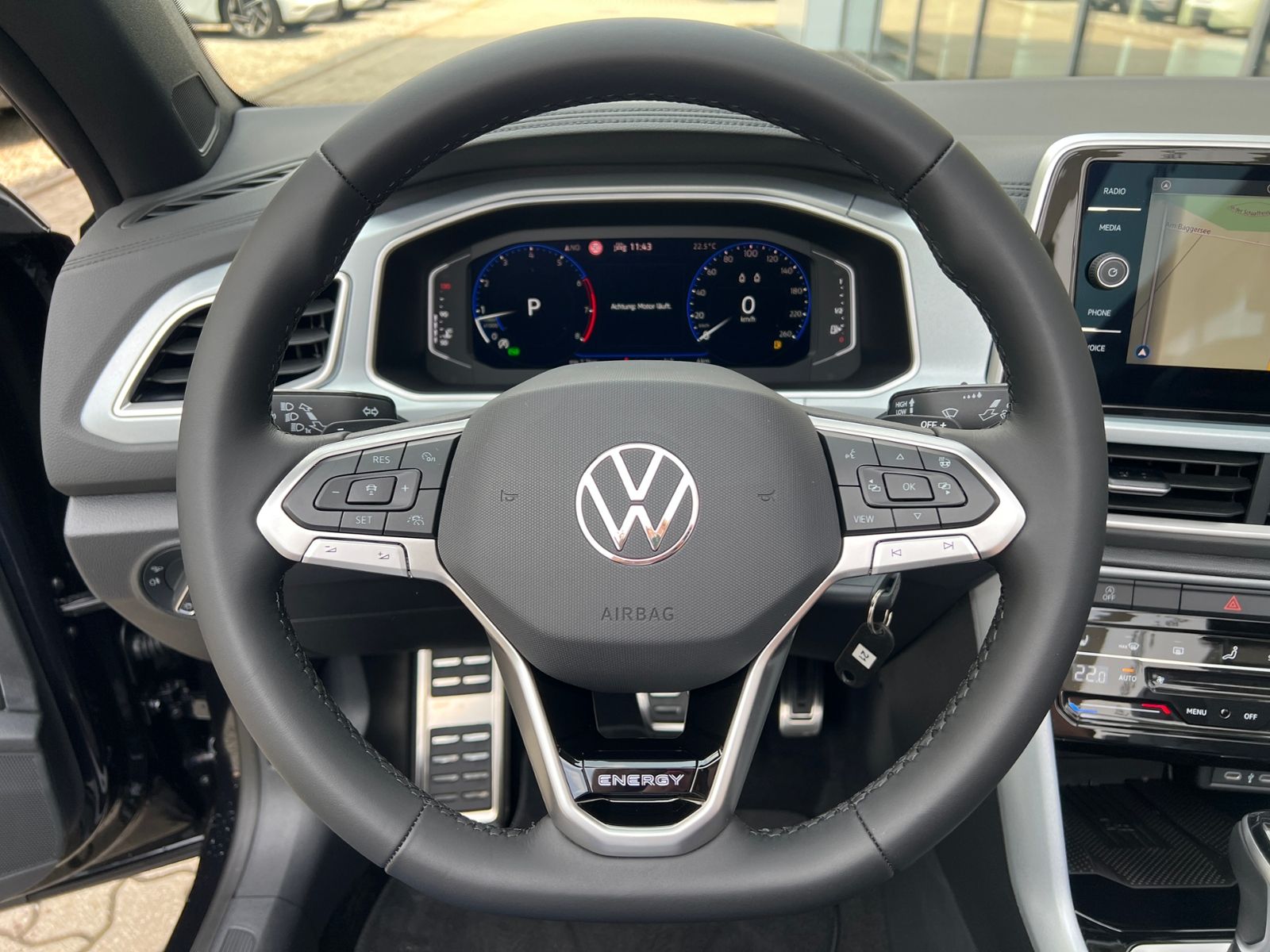 Fahrzeugabbildung Volkswagen T-Roc Cabriolet  ENERGY 1.5 TSI DSG *AHK, Navi,