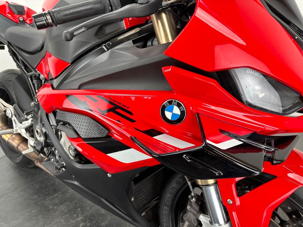 Fahrzeugabbildung BMW S1000RR *SCHMIEDE. *FAHRMODI PRO *SERVICE NEU
