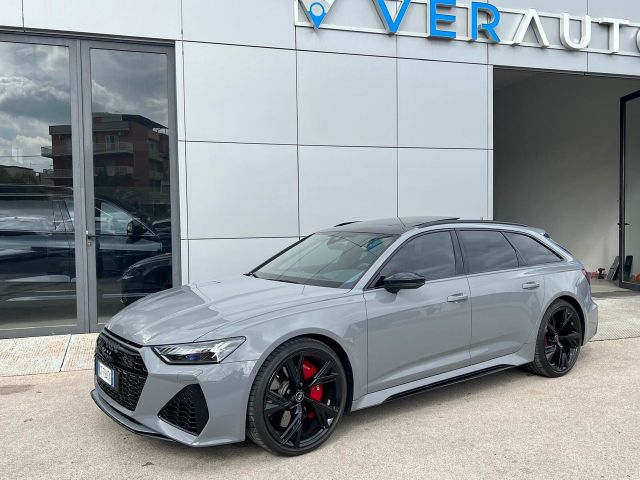 Audi RS6 Avant quattro possibilità noleggio no s