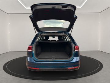 Volkswagen Passat Variant - 9