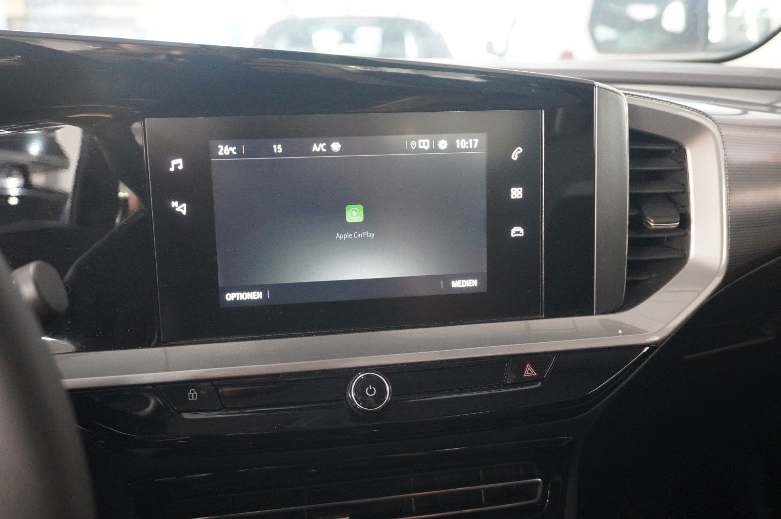Fahrzeugabbildung Opel Mokka ELEGANCE 1.2T NAVI/LED/KAMERA/SPORT/SH/DAB