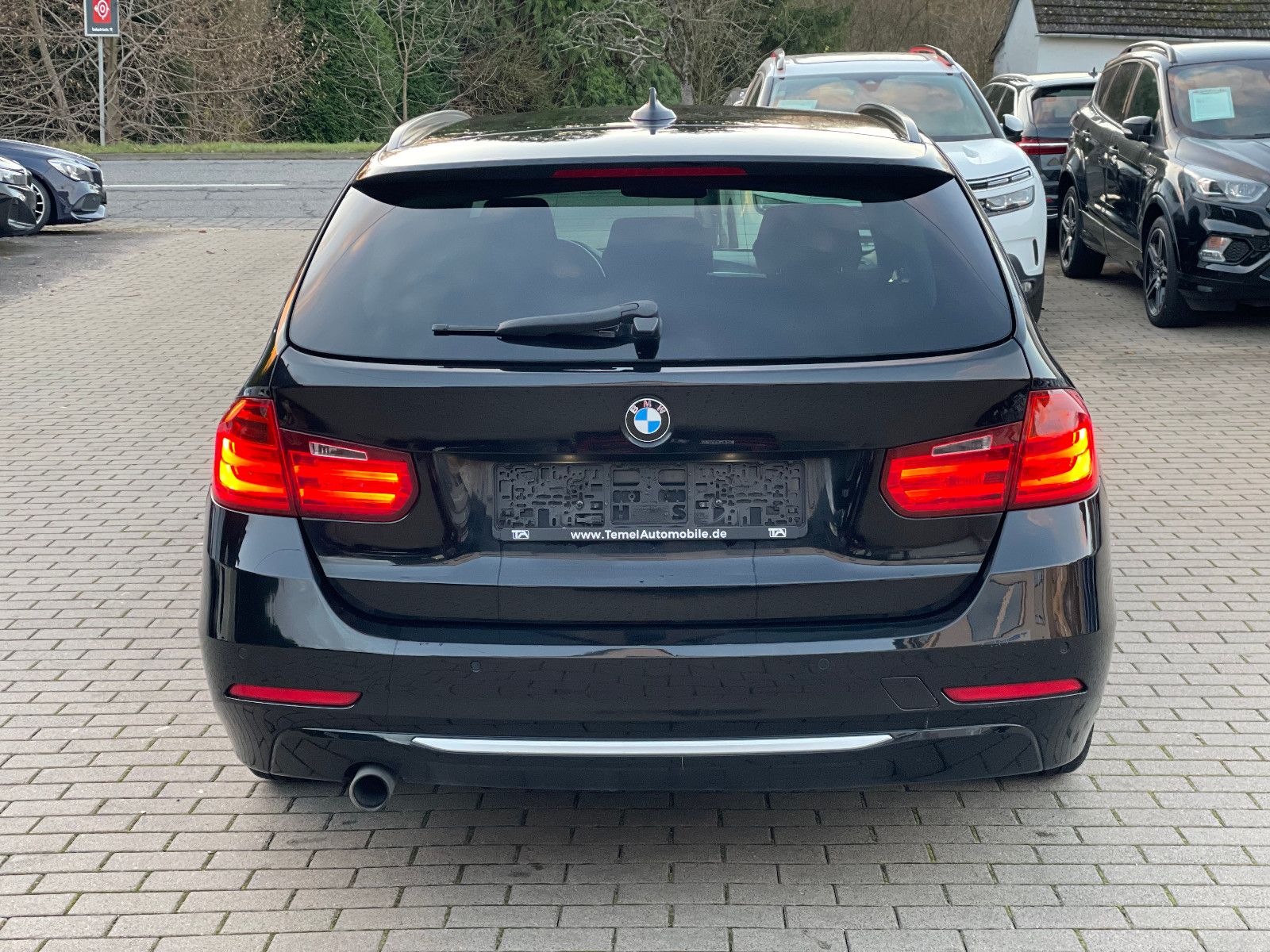 BMW 318, 2013, Diesel, 143 PS