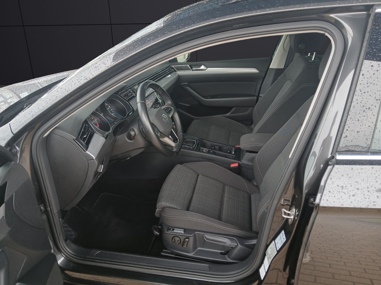 Fahrzeugabbildung Volkswagen Passat Variant TSI Business DSG Matrix Navi ACC