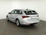 Skoda Octavia Combi 2.0TDI DSG LED ACC Navi Kamera AHK - Skoda Jahreswagen: Automatik