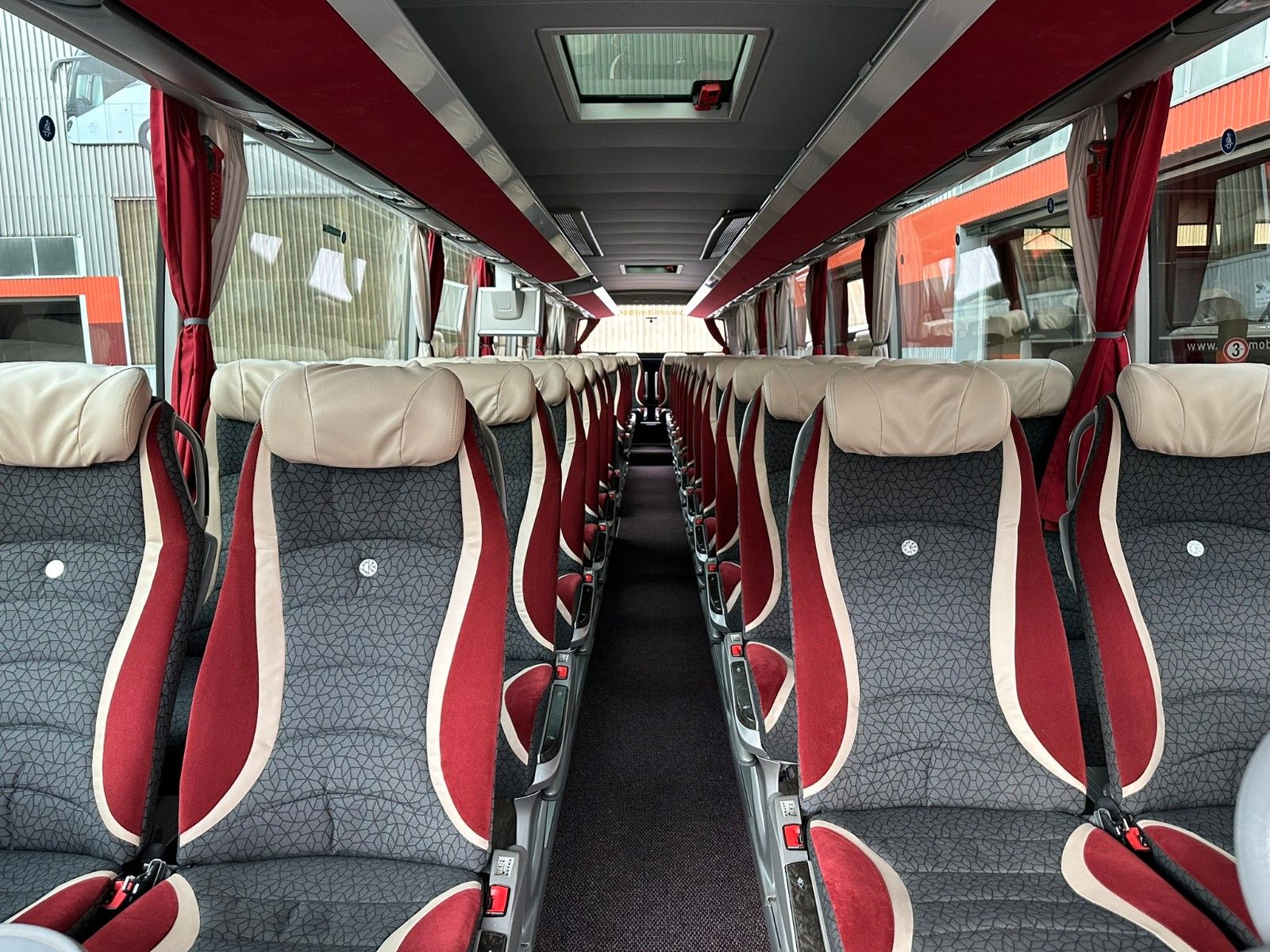 SETRA  2018 - Image 18 of 26