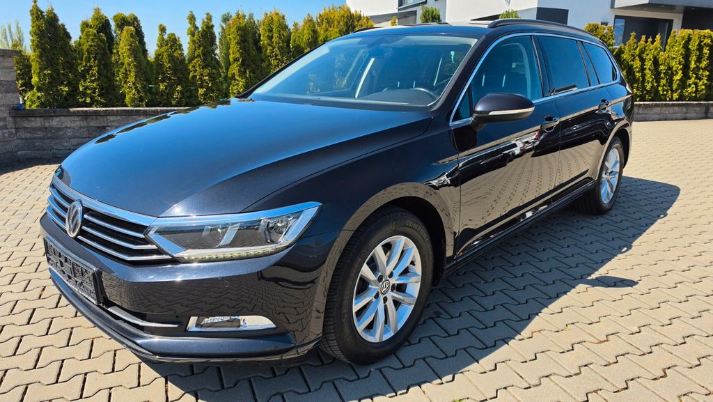 Image of Volkswagen Passat Variant