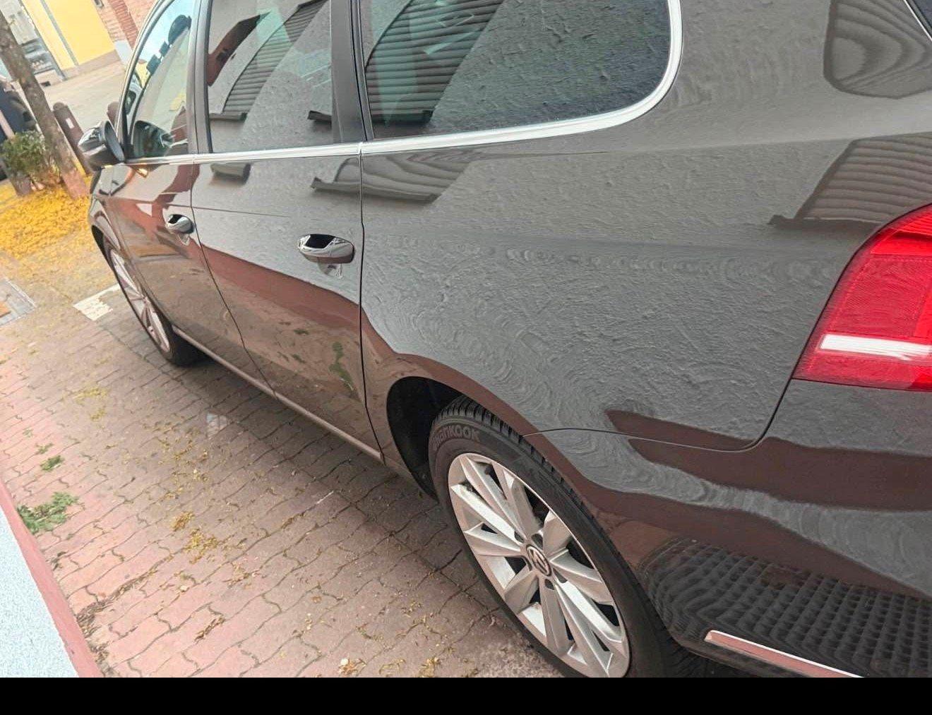 Volkswagen  2012 — photo 11