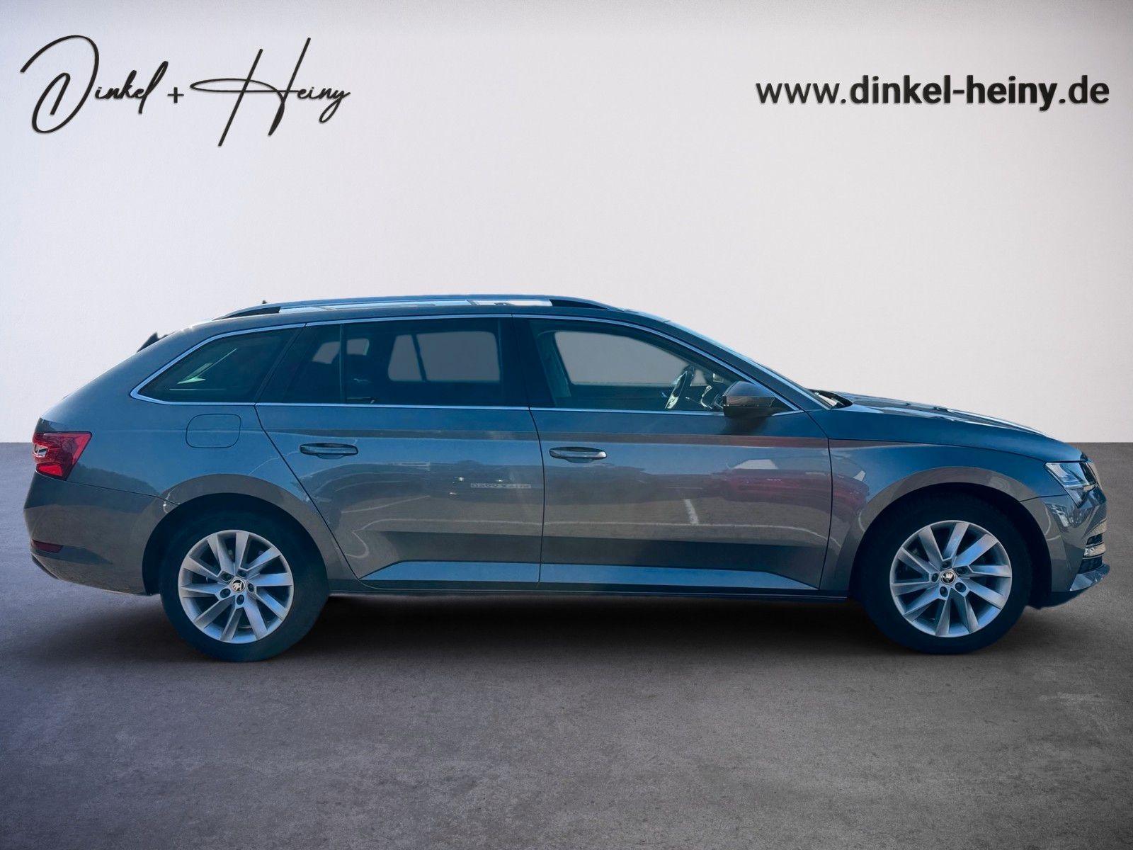 Fahrzeugabbildung SKODA Superb Combi Style 2.0 TSI