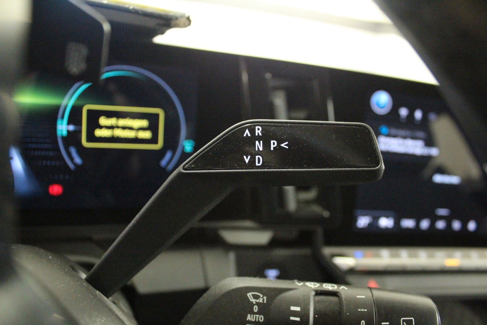 Fahrzeugabbildung Renault Megane E-Tech Equilibre Boost charge