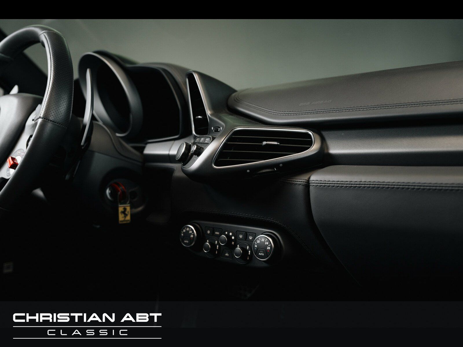 Fahrzeugabbildung Ferrari 458 Spider Lift Daytona Carbon Power15