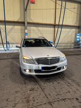 Mercedes-Benz C 180 CGI T BlueEFFICIENCY Autom. - Kompressor