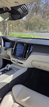 Volvo XC60 T8 AWD Recharge Inscription Geartronic ... - Volvo XC60: T8