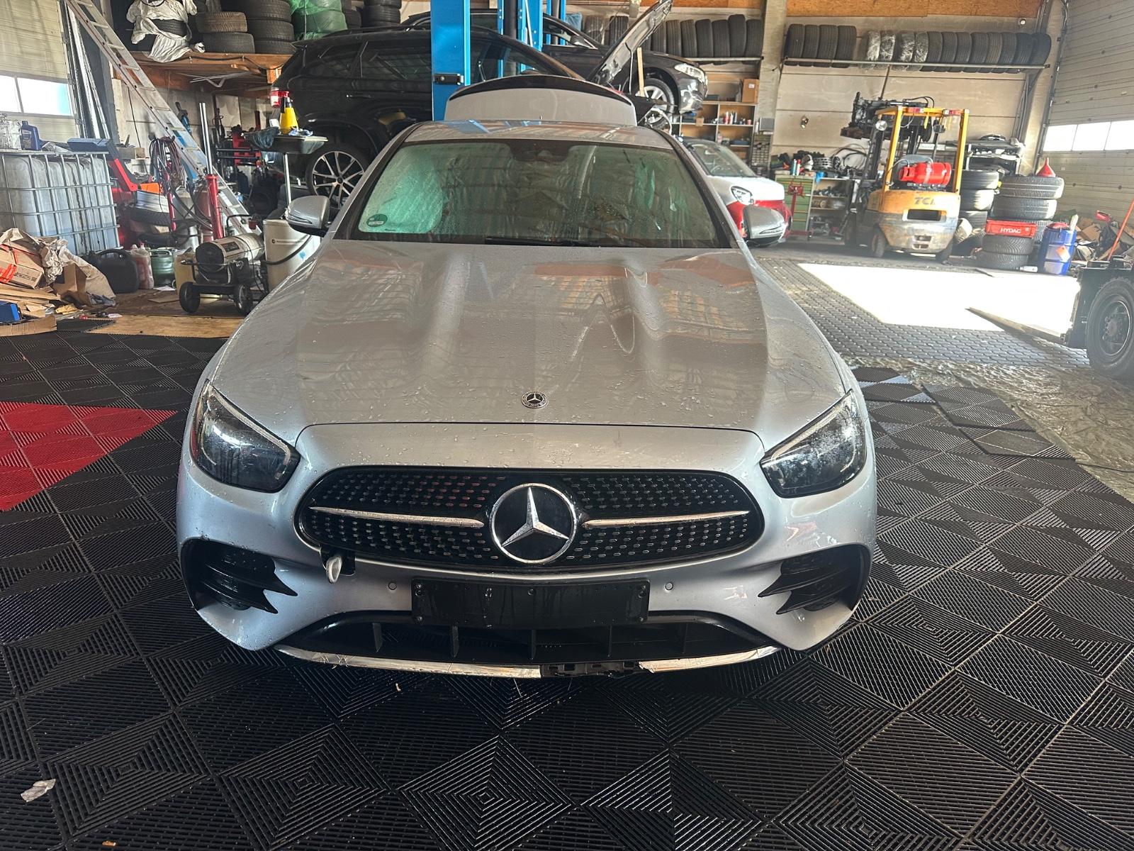 Mercedes-Benz E 220 E Limousine E 220 d AMG PAKET