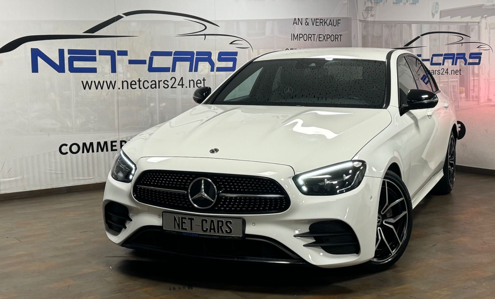 MERCEDES-BENZ E200d Aut. AMG LINE*SPORTPAKET*LED*NAVi+KAMERA