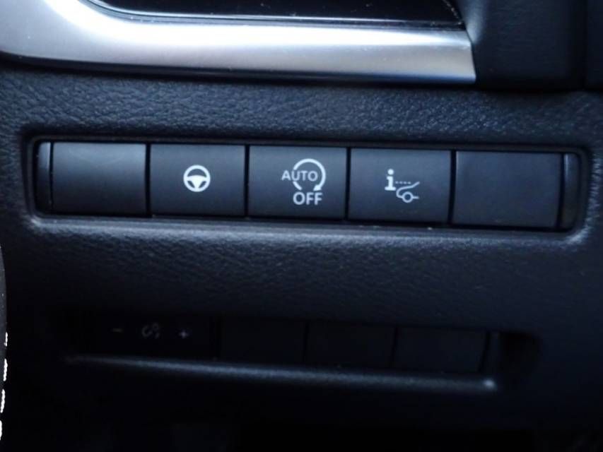 Fahrzeugabbildung Nissan Qashqai 1,3 DIG-T X-tronic N-Connecta