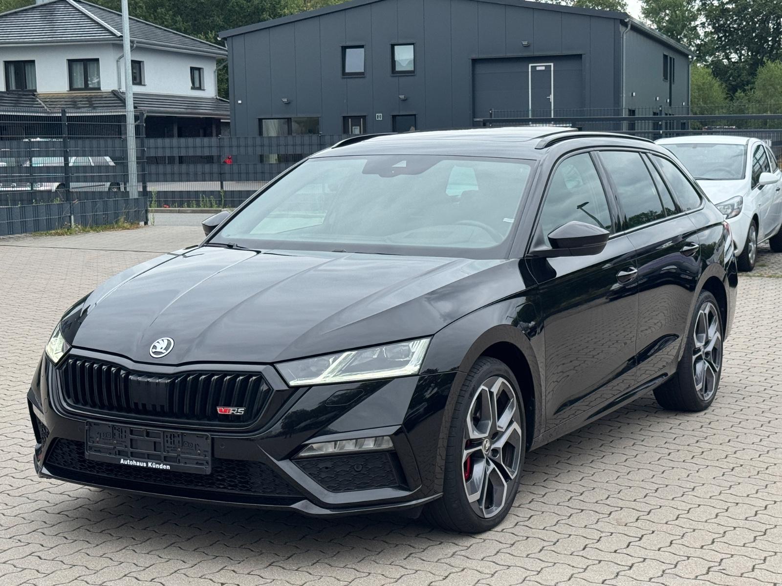 Skoda Octavia Combi RS iV °Pano°HUP°R-Kamera°Canton°