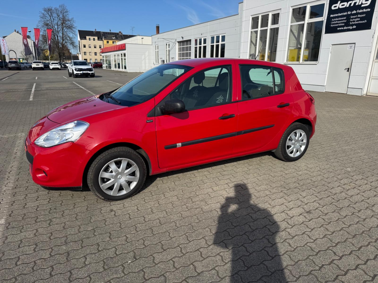 Renault Clio III YAHOO!**40858**km