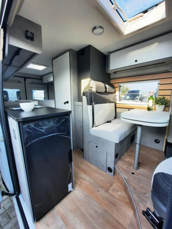 Fahrzeugabbildung Crosscamp ADVTR 6.4 EF Verfüg./Autom./Markise